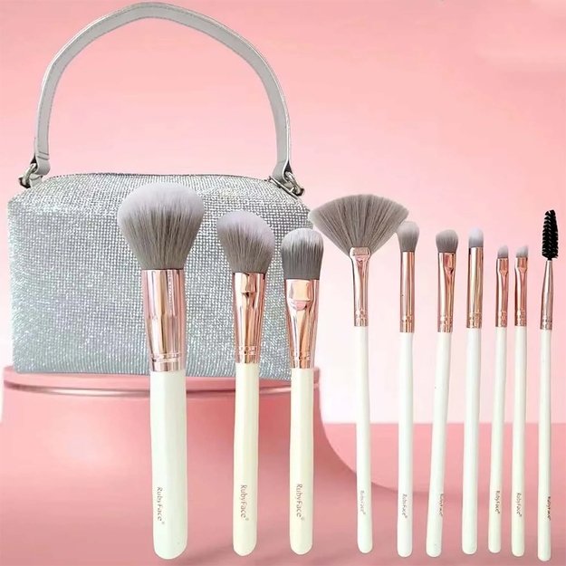 Makiažo šepetėliai + krepšys 3