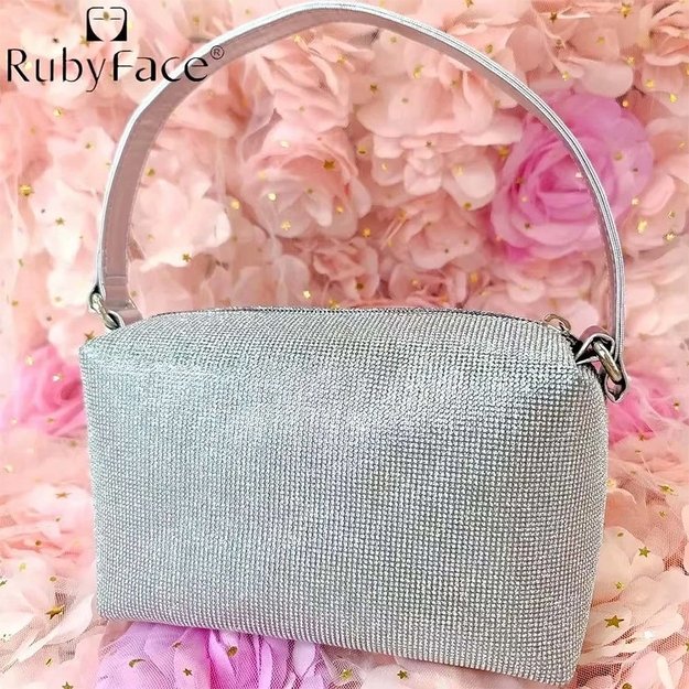 Makiažo šepetėliai + krepšys 1