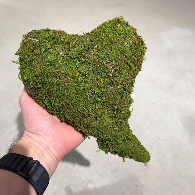 Dekoratyvinė samanų &scaron;irdis (27 &times; 20 &times; 5 cm) 1