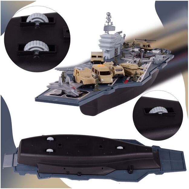 Didelis karinis laivas su lėktuvais ir automobiliais 3