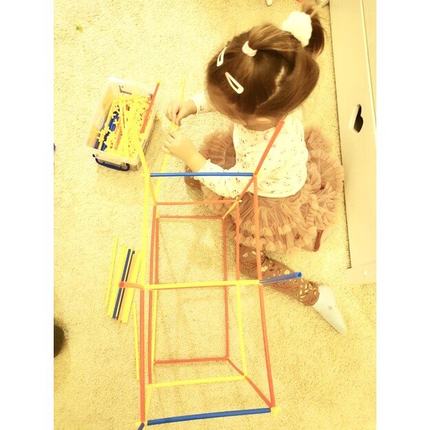 Konstruktorius plastikiniai šiaudeliai 700 detalių 2