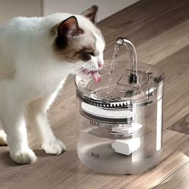 Automatinis girdytuvas gyvūnams (2 L) 2