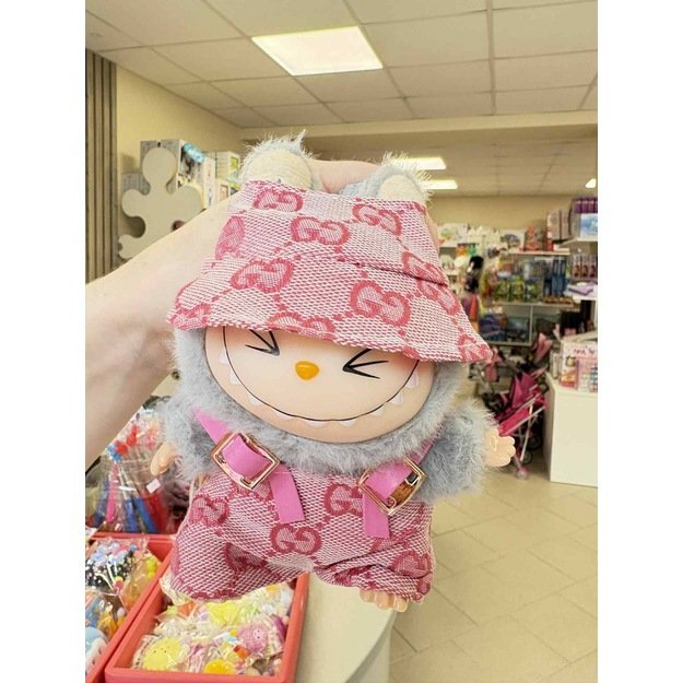 Labubu rūbai  komplektas