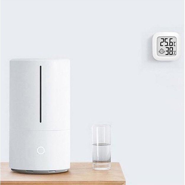Vidaus elektroninė orų stotelė su temperatūros ir drėgmės jutikliu