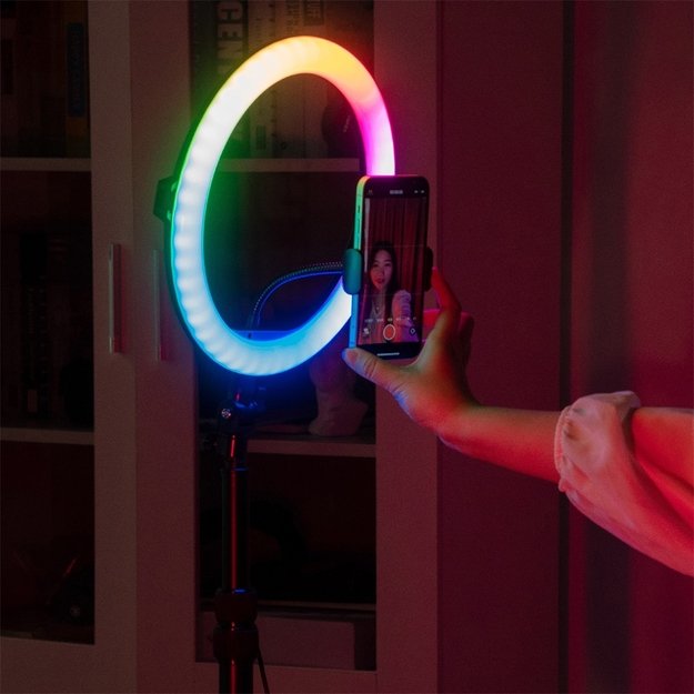 RGB žiedo formos lempa 1