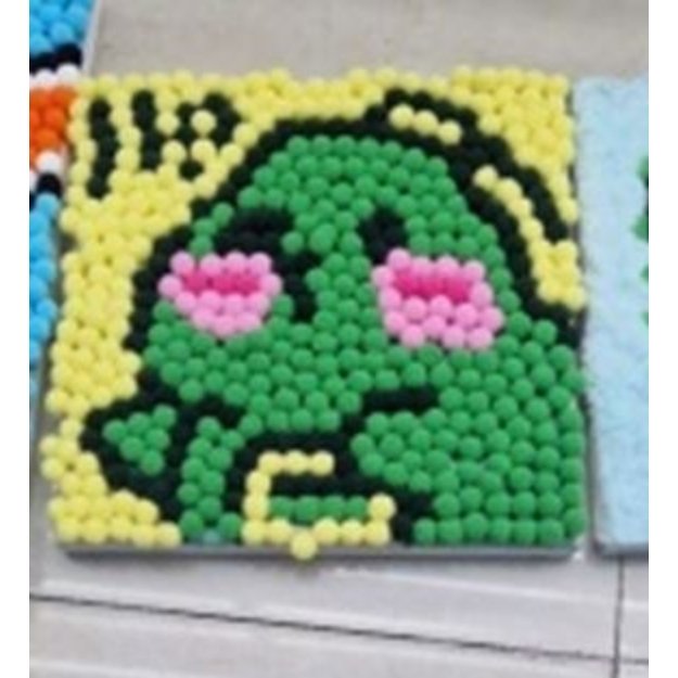 20X20 cm vilnos kamuoliukų paveikslas