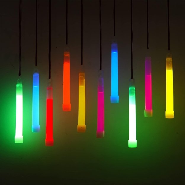 &Scaron;viečianti lazdelė 2