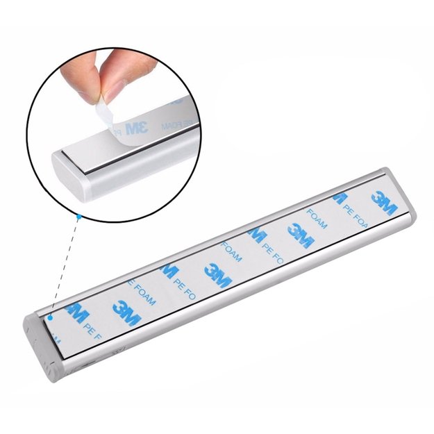 LED lempa su judesio jutikliu 2