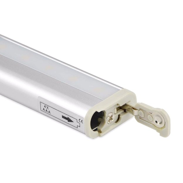 LED lempa su judesio jutikliu 3