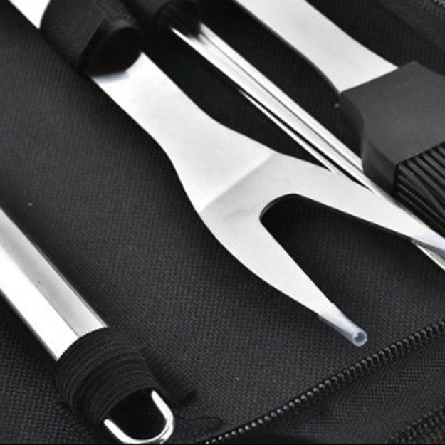 BBQ įrankių rinkinys 9