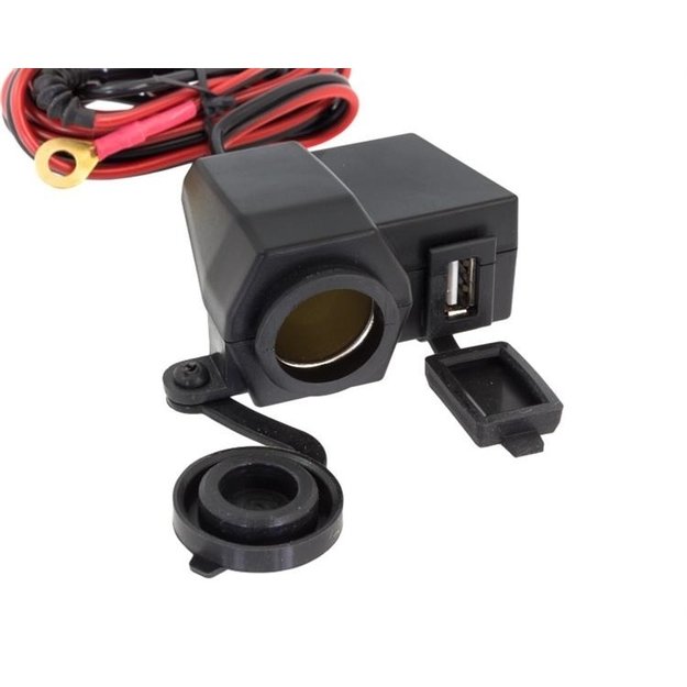 Automobilio lizdas 12V USB 5V 2A